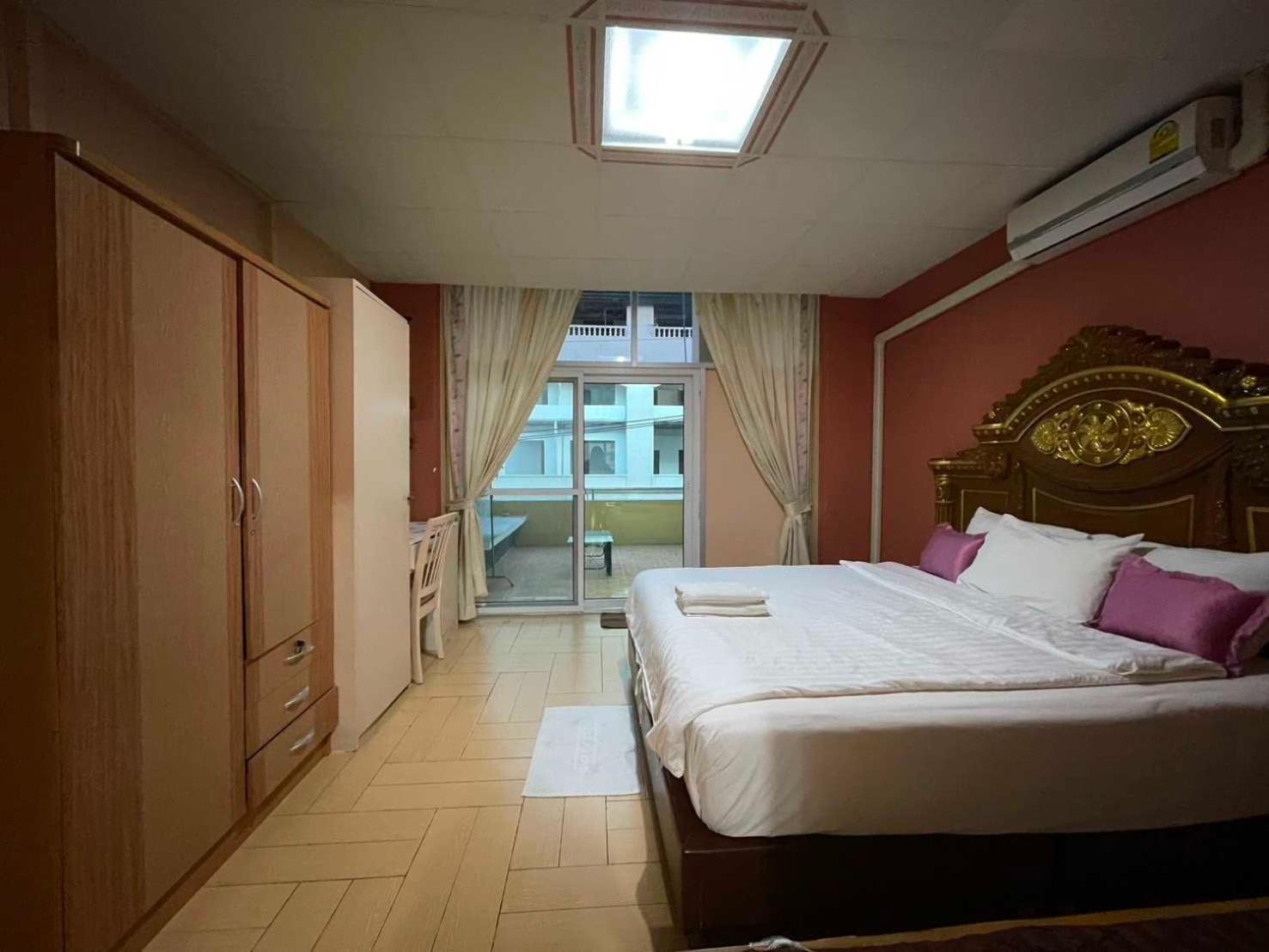 Oyo 75486 Anna Residence Jomtien Екстер'єр фото
