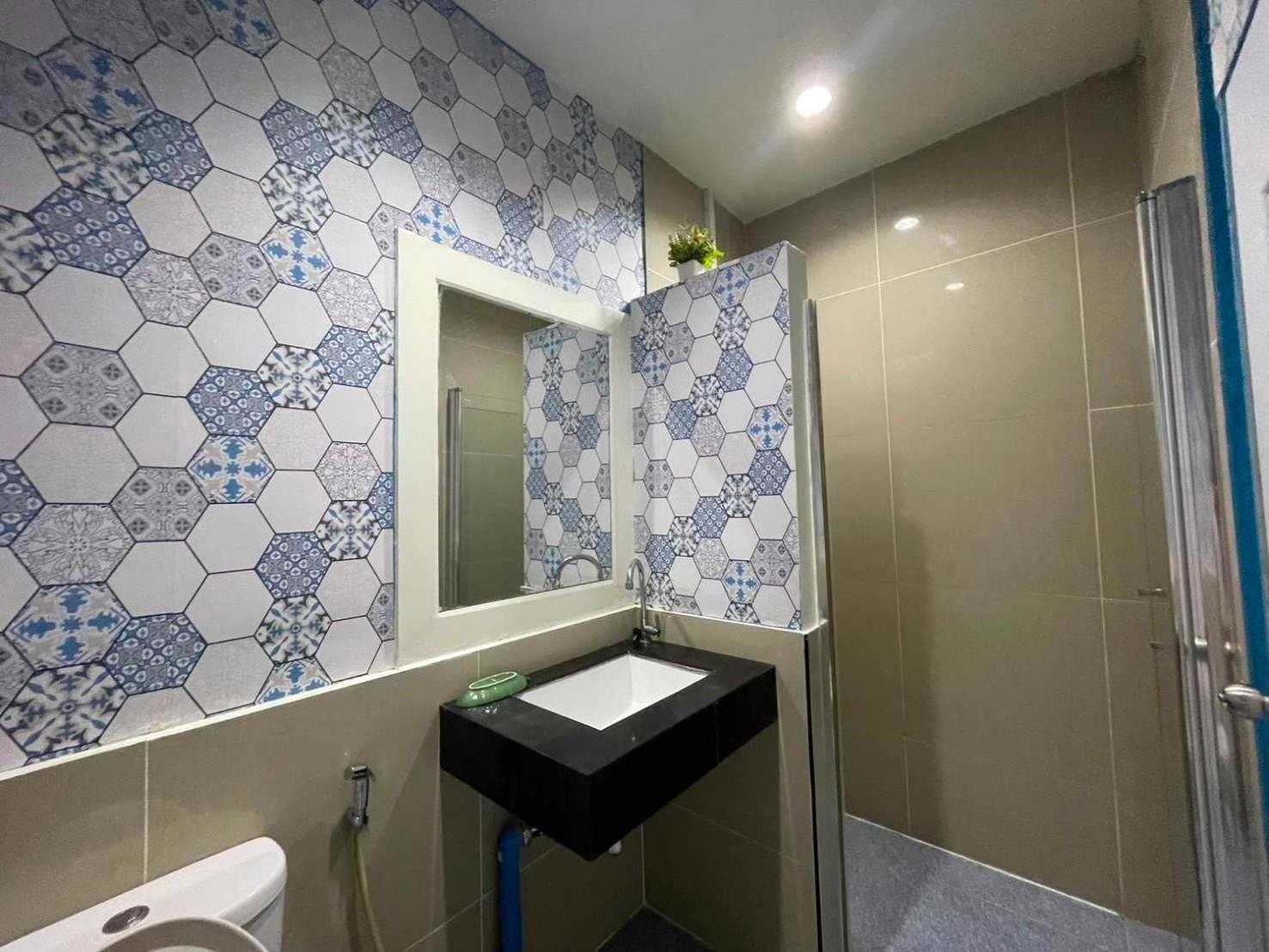 Oyo 75486 Anna Residence Jomtien Екстер'єр фото