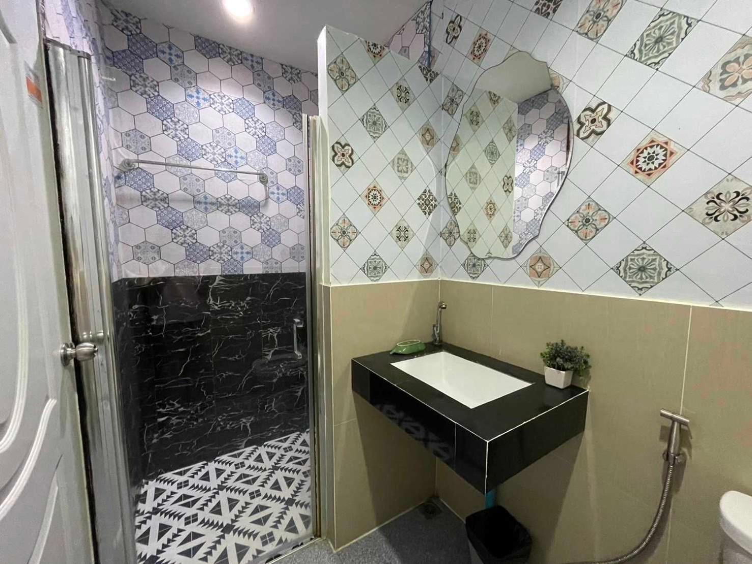 Oyo 75486 Anna Residence Jomtien Екстер'єр фото