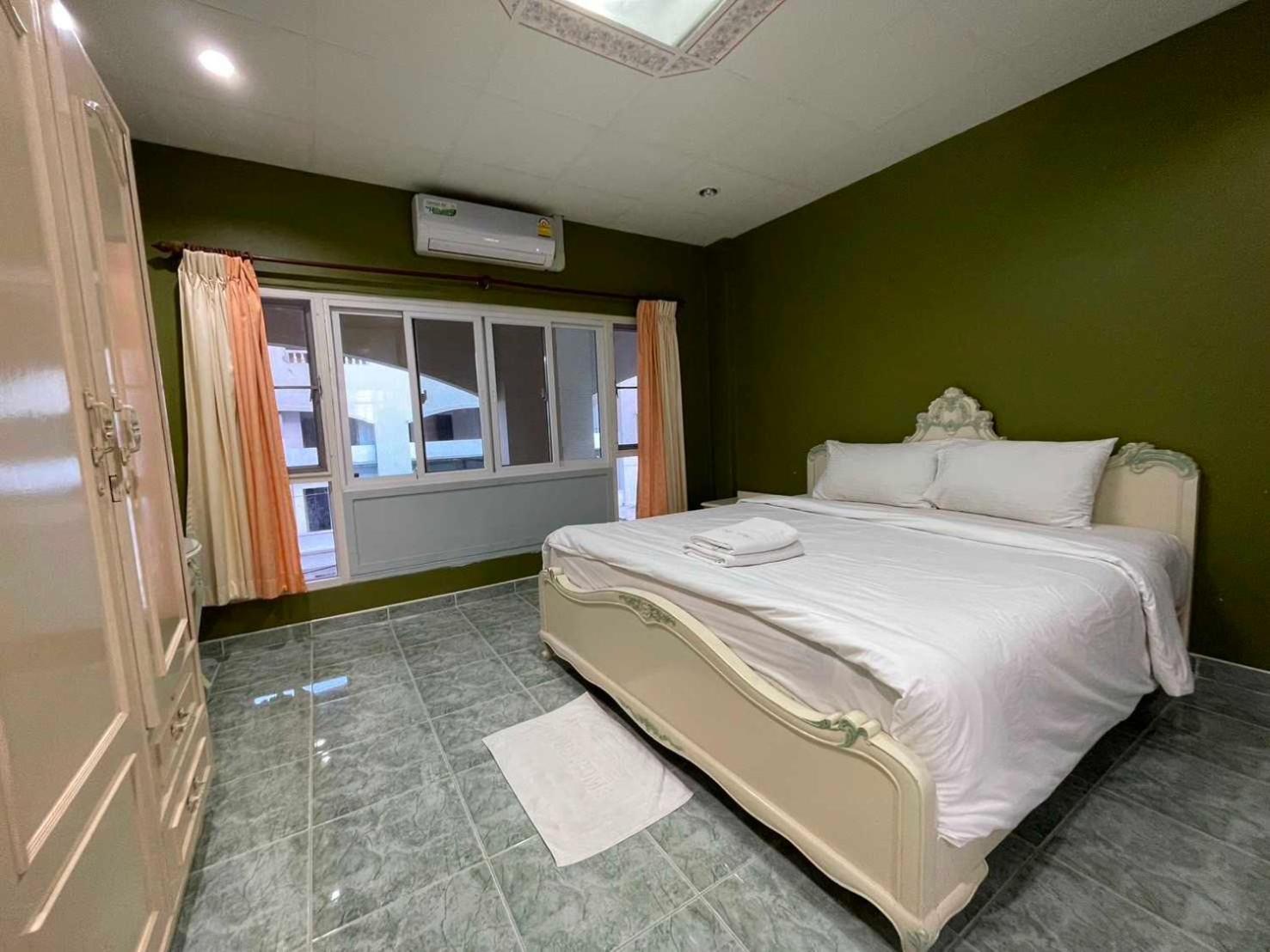 Oyo 75486 Anna Residence Jomtien Екстер'єр фото