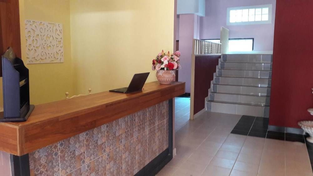 Oyo 75486 Anna Residence Jomtien Екстер'єр фото